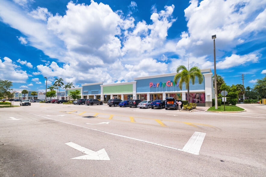 Primary Photo Of 130 N University Dr, Pembroke Pines Unknown For Lease