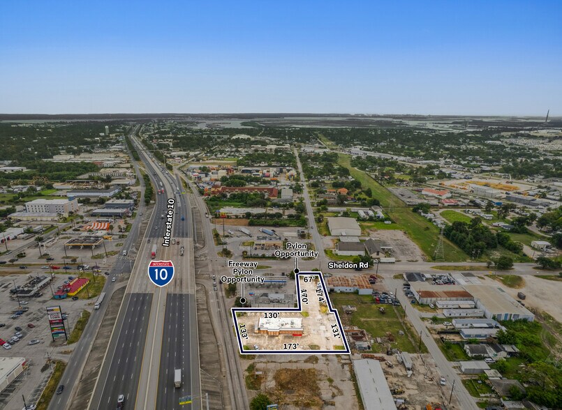 More Photos Of 15770 East Fwy, Channelview General Retail For Sale