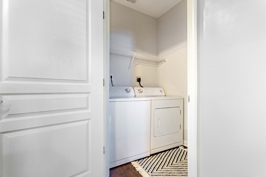 More Photos Of 1001 Hayes Ln, Holly Springs Apartments For Lease