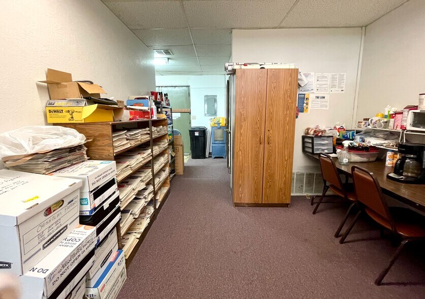 More Photos Of 914-920 S 4th St, Chickasha Storefront Retail Office For Sale
