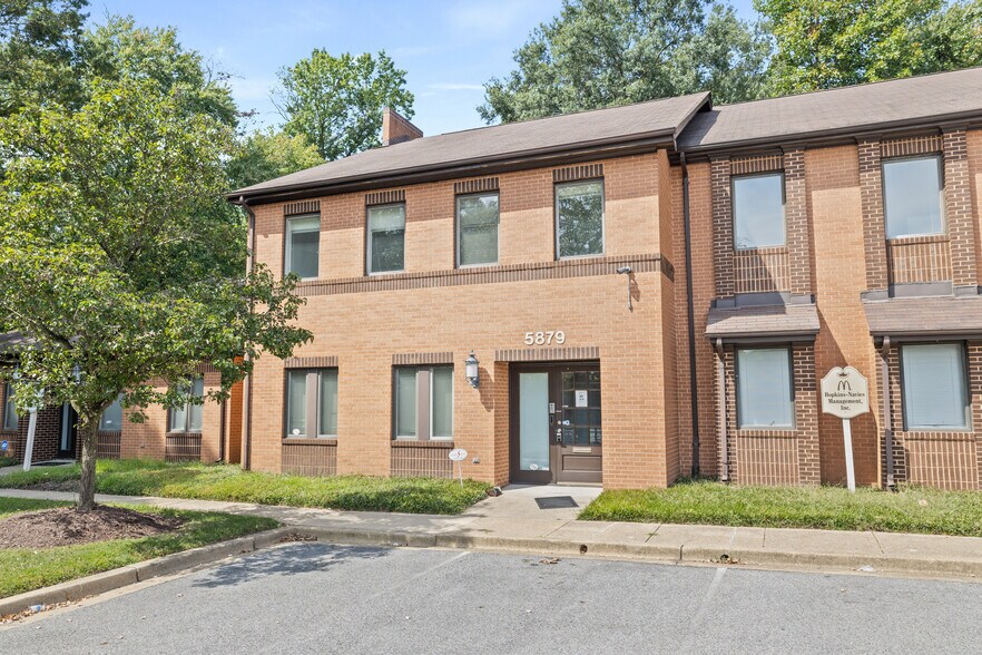 More Photos Of 5875-5881 Allentown Rd, Suitland Office For Sale