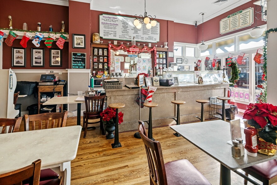 More Photos Of 688 E Bay Ave, Barnegat Restaurant For Sale