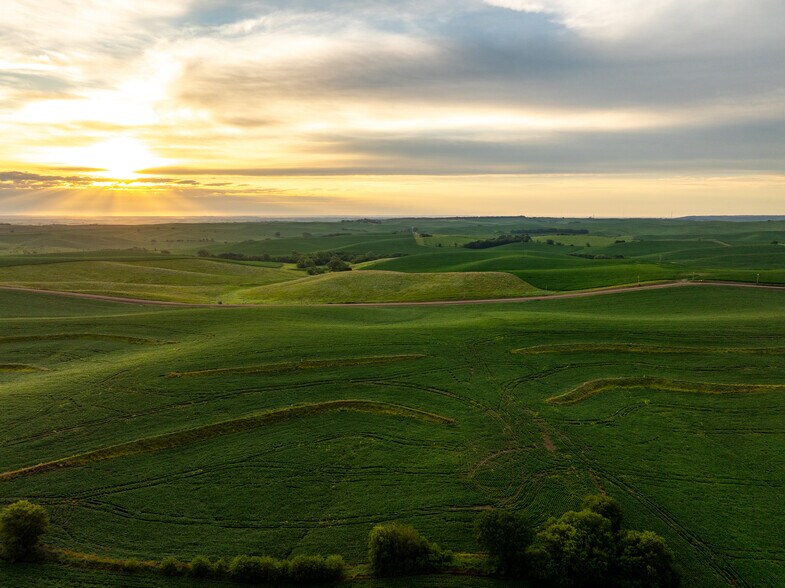 More Photos Of 2027 Nebraska 35, Hubbard Land For Sale