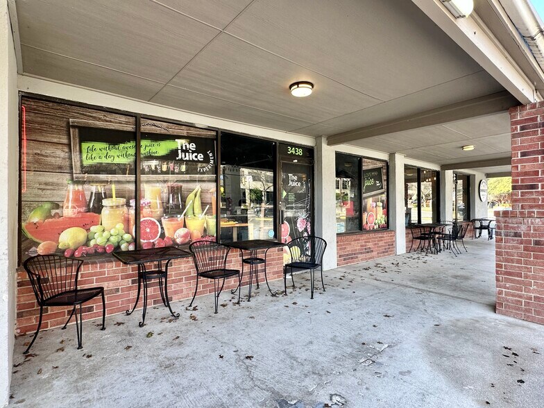 More Photos Of 3420-3440 N St Marys St, San Antonio Unknown For Lease