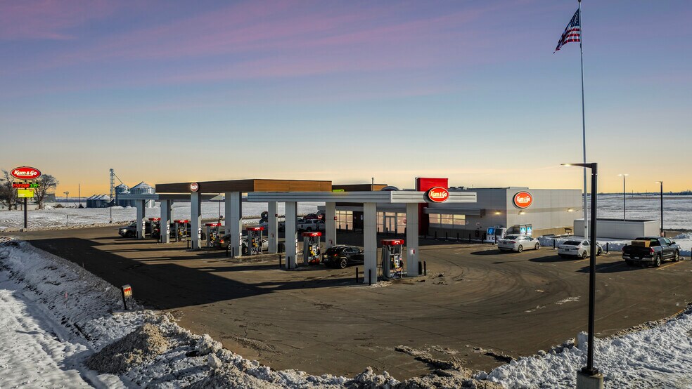 More Photos Of 1706 Highway 210, Huxley Service Station For Sale