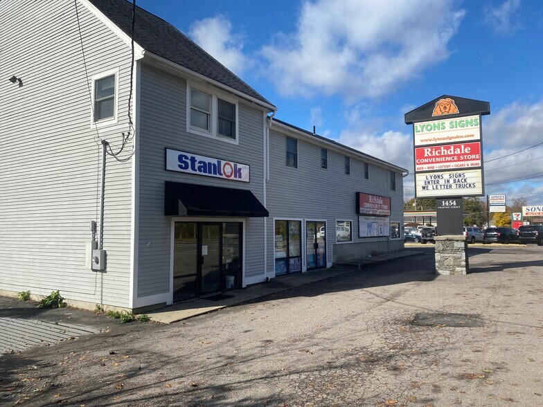 More Photos Of 1454 Grafton St, Worcester Light Manufacturing For Lease