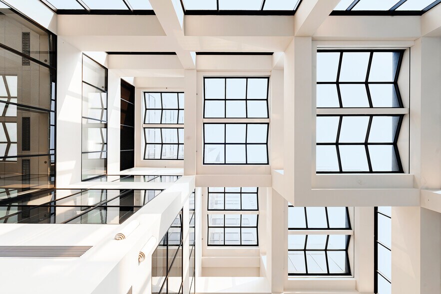 More Photos Of 1600 Stout St, Denver Medical For Lease