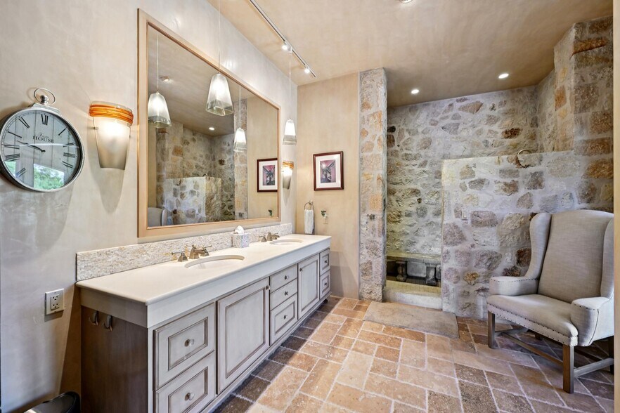 More Photos Of 1096 Hardman Ave, Napa Winery Vineyard For Sale