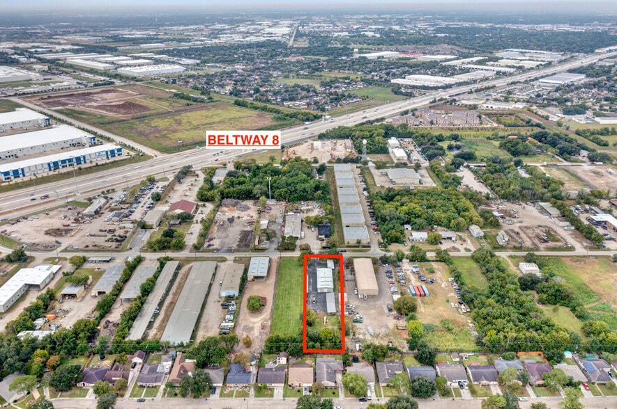 More Photos Of 11803 N Garden St, Houston Industrial For Lease