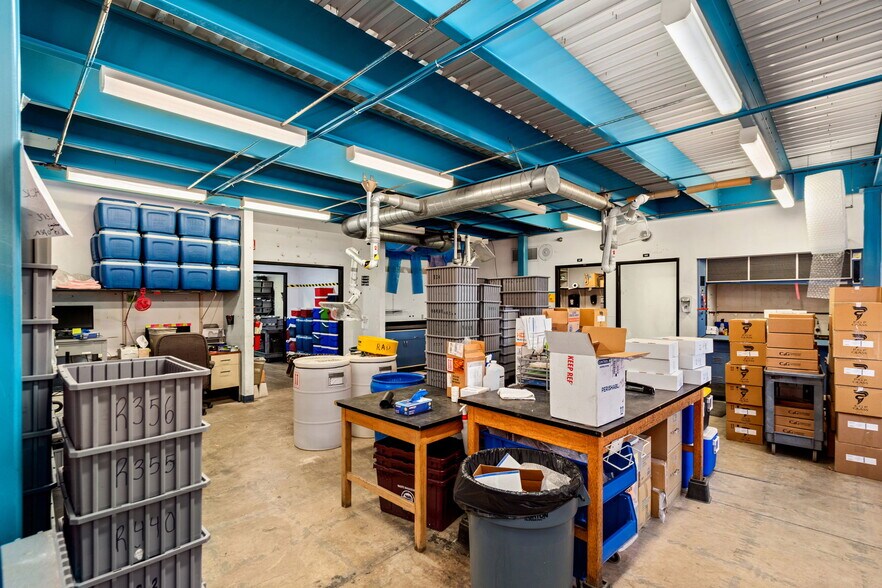 More Photos Of 225 Commerce Dr, Fort Collins Warehouse For Sale