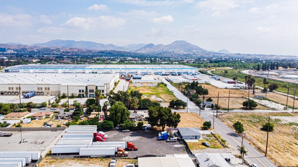 More Photos Of 1245 S Washington Ave, San Bernardino Truck Terminal For Sale