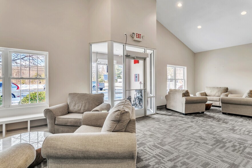 More Photos Of 800 College Hwy, Southwick Medical For Sale