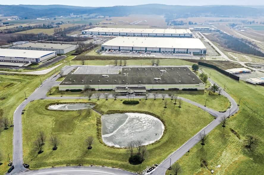 More Photos Of 25 Keystone Dr, Lebanon Warehouse For Sale