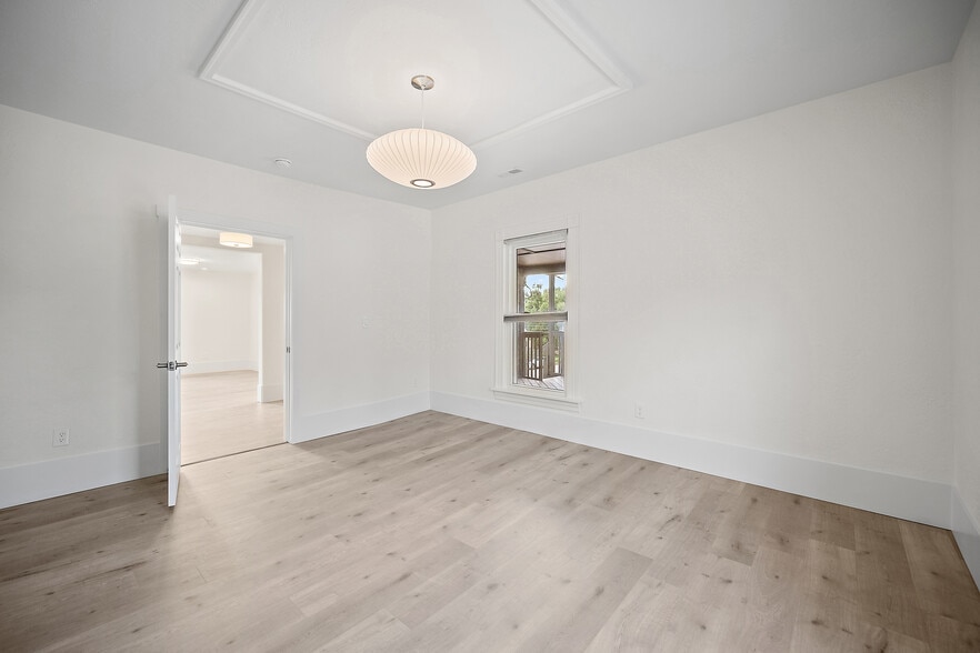 More Photos Of 1501 W Colorado Ave, Colorado Springs Storefront Retail Residential For Sale