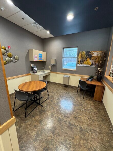 More Photos Of 1080 New Creek Hwy, Keyser Medical For Sale