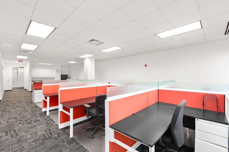 More Photos Of 10304 Spotsylvania Ave, Fredericksburg Office For Lease