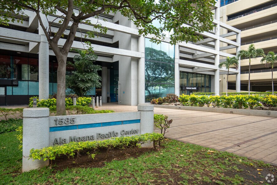 More Photos Of 1585 Kapiolani Blvd, Honolulu Office For Lease