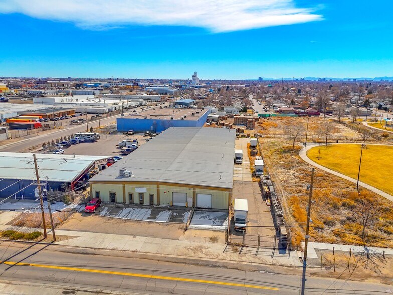 More Photos Of 3220 E 52nd Ave, Denver Warehouse For Sale