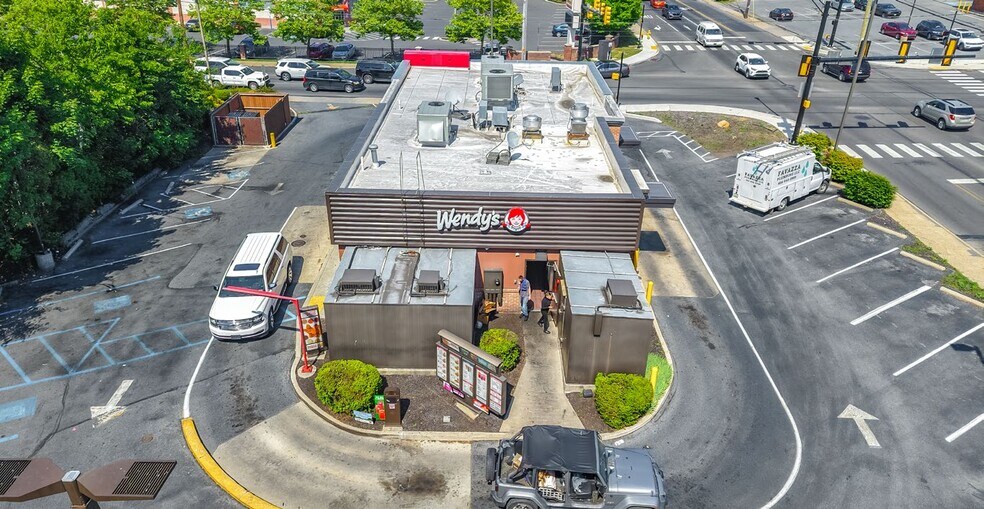 More Photos Of 401 W Emaus Ave, Allentown Fast Food For Sale
