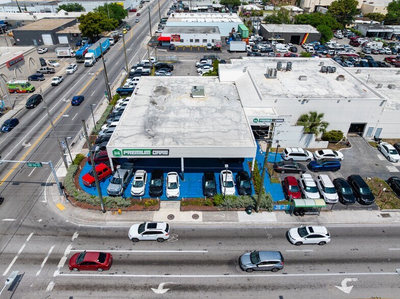 More Photos Of 3199 NW 36th St, Miami Auto Dealership For Lease