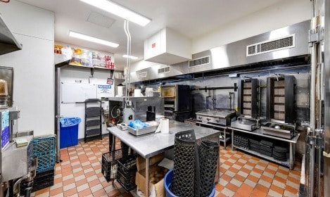 More Photos Of 4408 5th Ave, Brooklyn Storefront Retail Residential For Lease