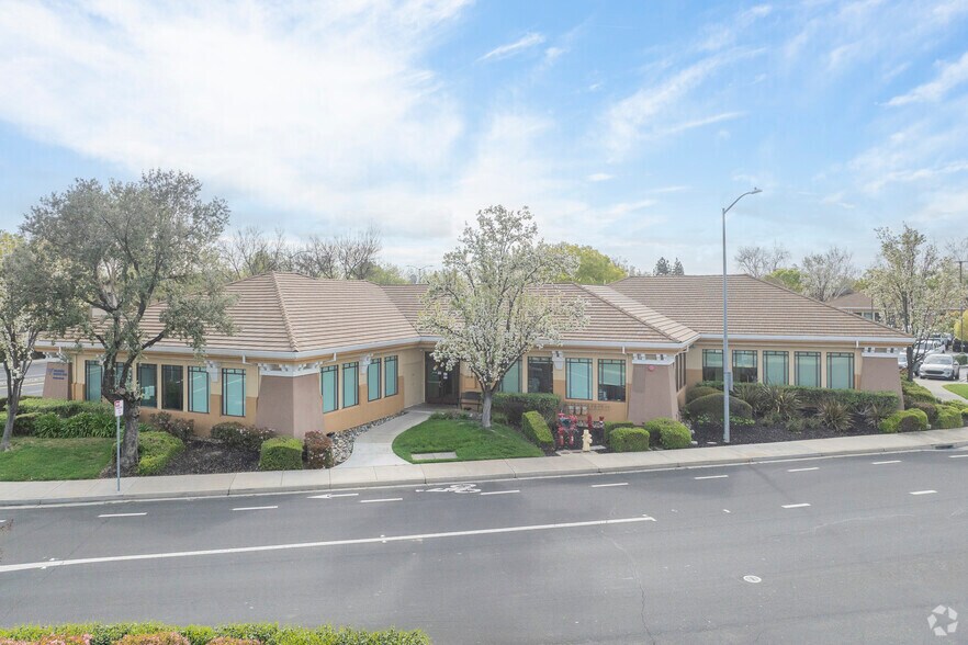 More Photos Of 4510 O'Hara Blvd, Brentwood Medical For Sale