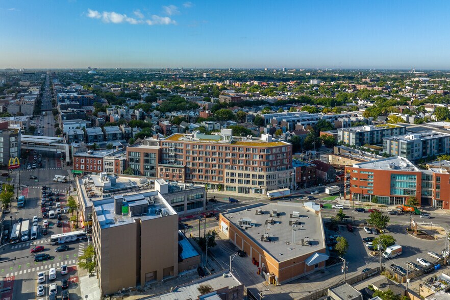More Photos Of 1980 N Milwaukee Ave, Chicago Apartments For Lease