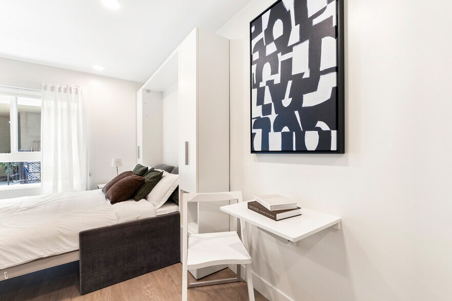 More Photos Of 1743 Butler Ave, Los Angeles Apartments For Sale