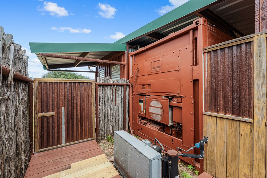 More Photos Of 2692 Highway 105 W, Navasota Sports And Entertainment For Sale