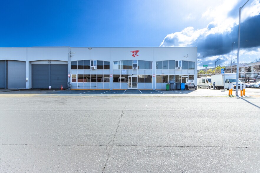 More Photos Of 1155 Indiana St, San Francisco Warehouse For Lease