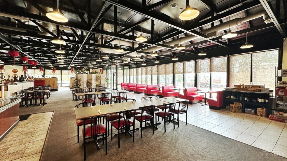 More Photos Of 11483 Chester Rd, Springdale Restaurant For Sale