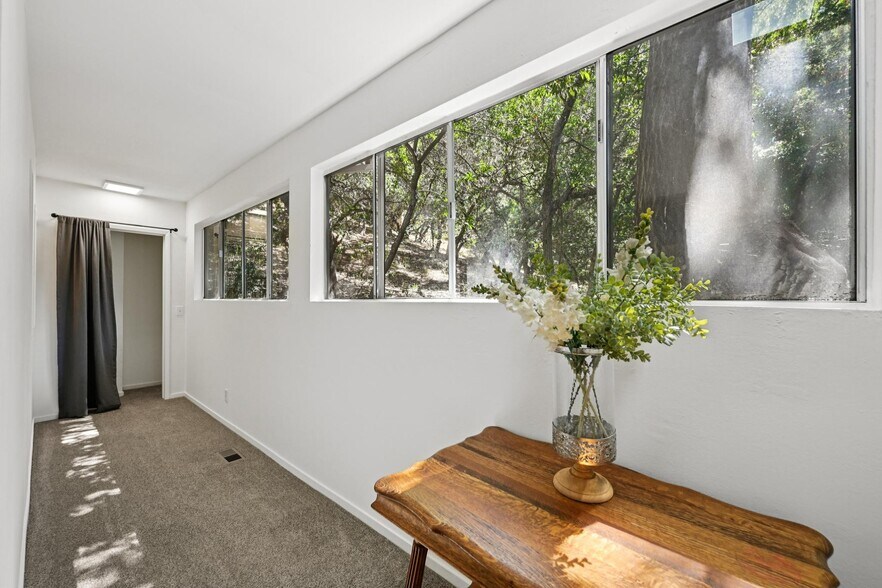 More Photos Of 135 Spring Grove Ave, San Rafael Multifamily For Sale