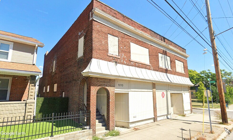 Primary Photo Of 1010-1016 E Main St, Columbus Storefront Retail Residential For Sale