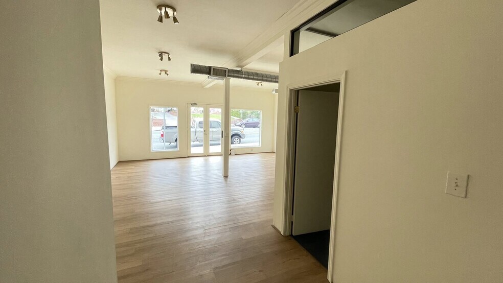 More Photos Of 1844 N Allen Ave, Pasadena Storefront Retail Office For Lease