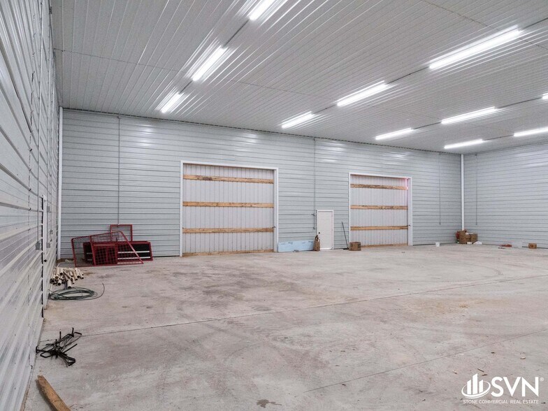More Photos Of 300 Opportunity dr, Mayfield Warehouse For Sale