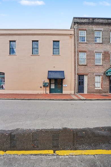 More Photos Of 217 W Bryan St, Savannah Office For Lease