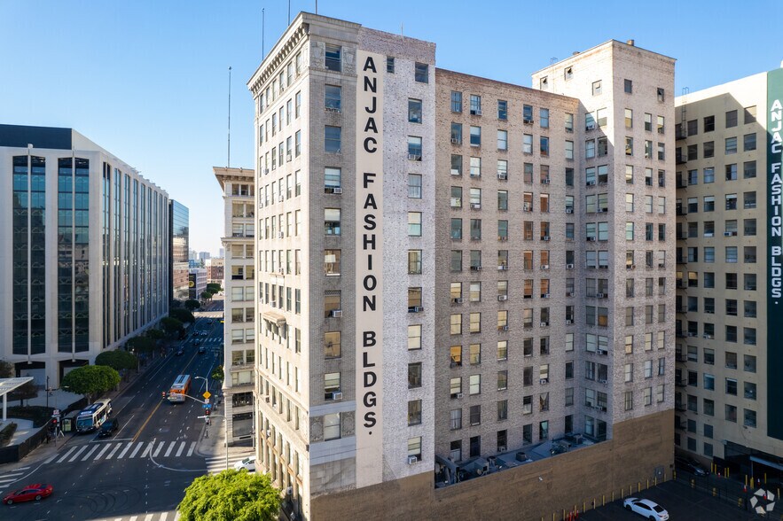 More Photos Of 101-117 W 9th St, Los Angeles Office For Lease