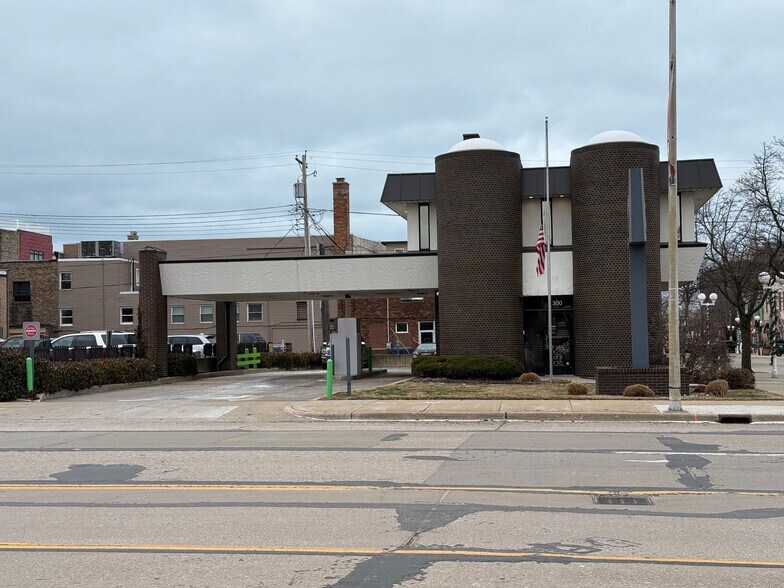More Photos Of 300 Main St, Saint Joseph Bank For Sale