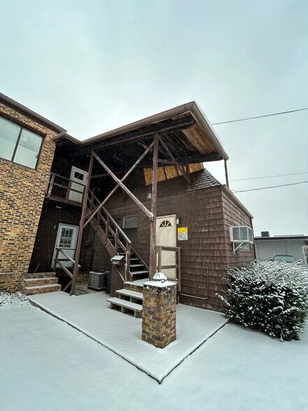 More Photos Of 27 Ridge Rd, Munster Office For Sale