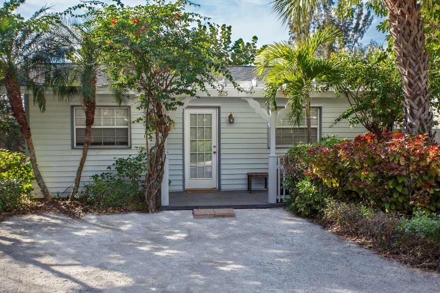 More Photos Of 1800 Kofresi Ct, Ruskin Hotel For Sale