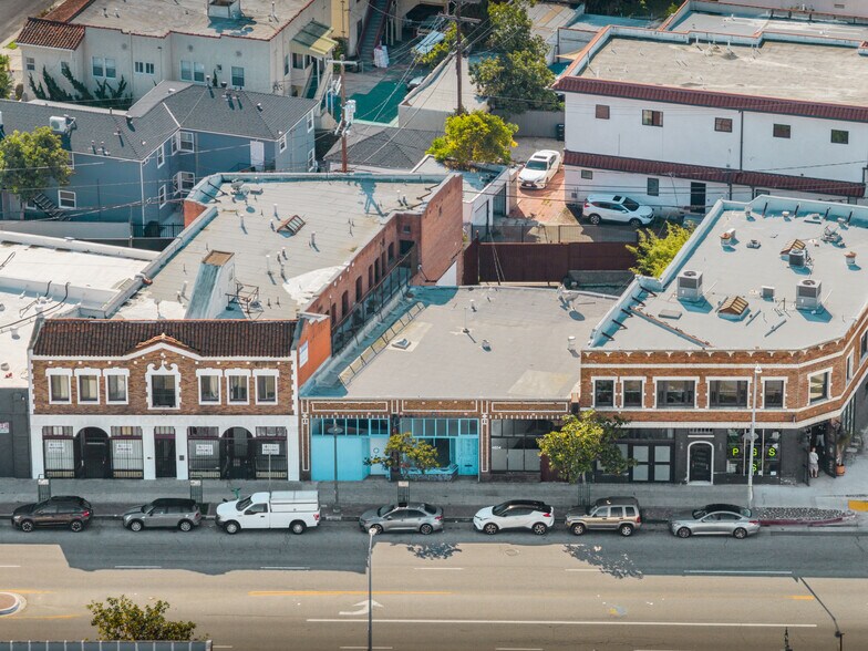 More Photos Of 4650 W Washington Blvd, Los Angeles Storefront For Lease