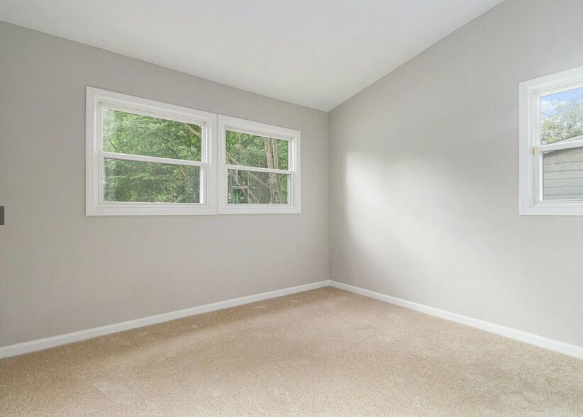 More Photos Of 340 Bell St SE, Marietta Office Residential For Sale