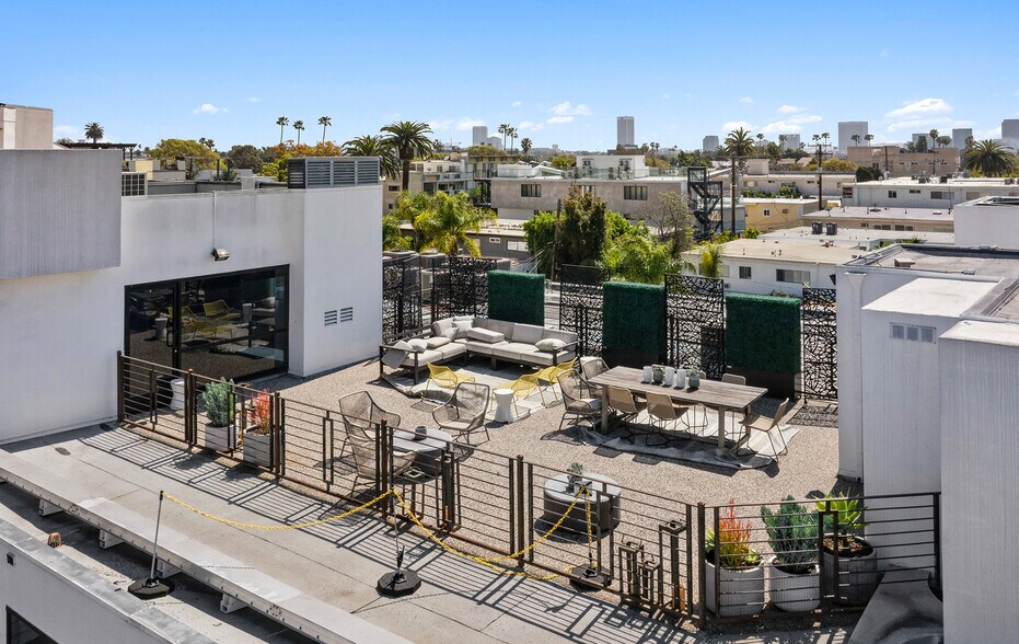 More Photos Of 8378-8384 Melrose Ave, Los Angeles Storefront Retail Office For Lease