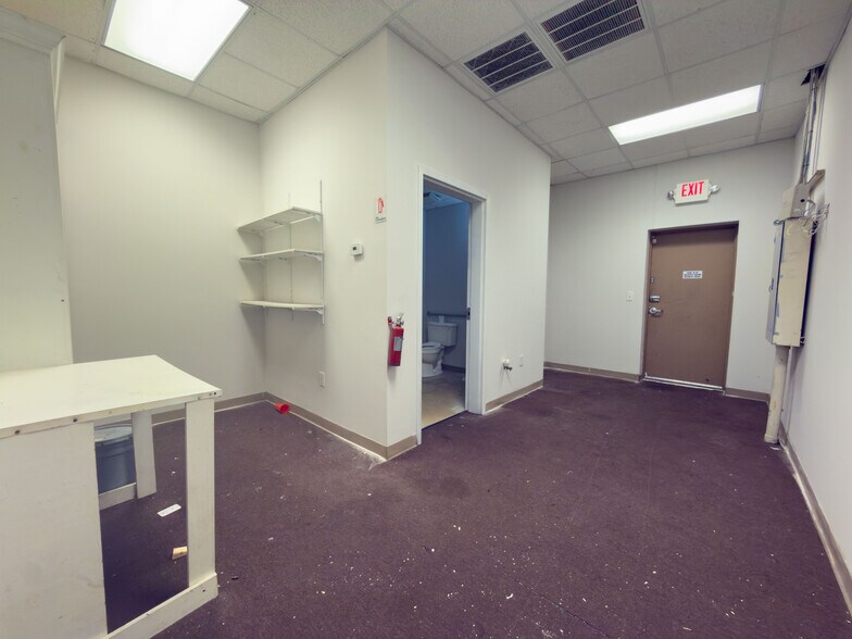 More Photos Of 888 Pleasant Hill Rd, Lawrenceville Unknown For Lease