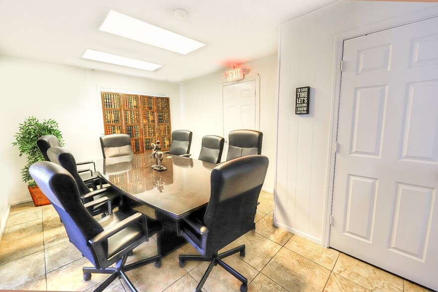 More Photos Of 1701 S Eastern Ave, Las Vegas Office For Sale
