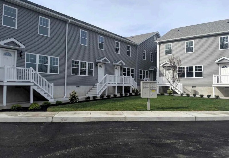 Primary Photo Of 18 Goshen Rd, Cape May Court House Apartments For Sale