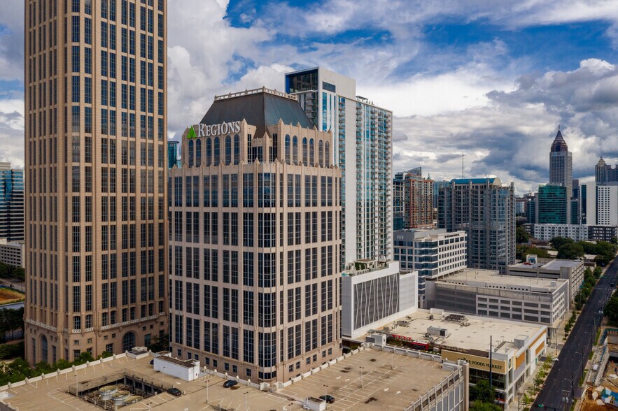 More Photos Of 1180 W Peachtree St NW, Atlanta Office For Lease