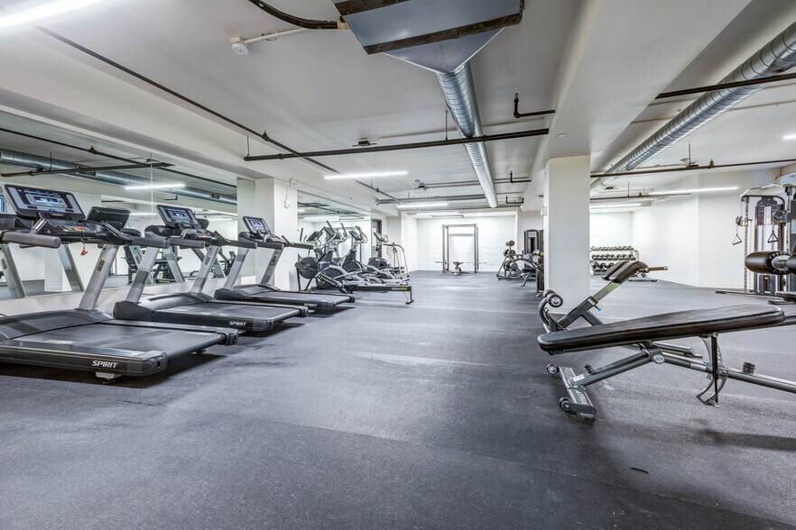 More Photos Of 57 Cannon St, Poughkeepsie Apartments For Lease