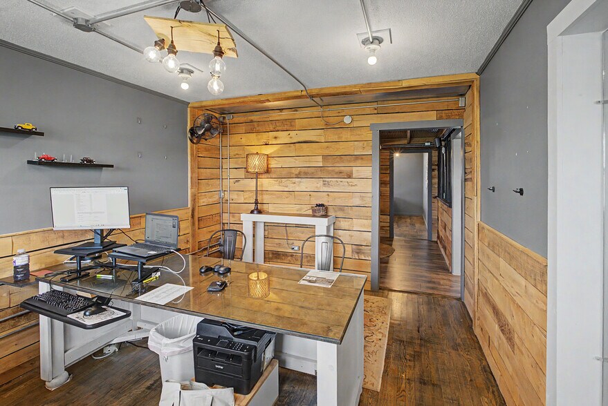More Photos Of 2102 N Outer Dr, Dexter Office For Sale
