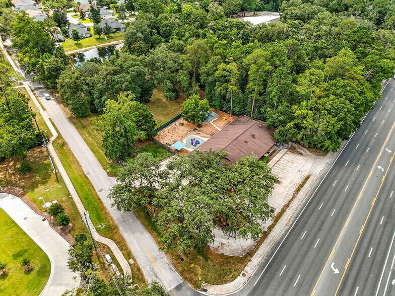 More Photos Of 4310 Barkoskie Rd, Jacksonville Daycare Center For Sale